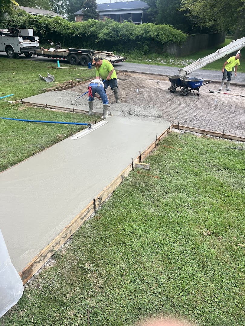 Hays Backhoe & Concrete - Cunningham, KY